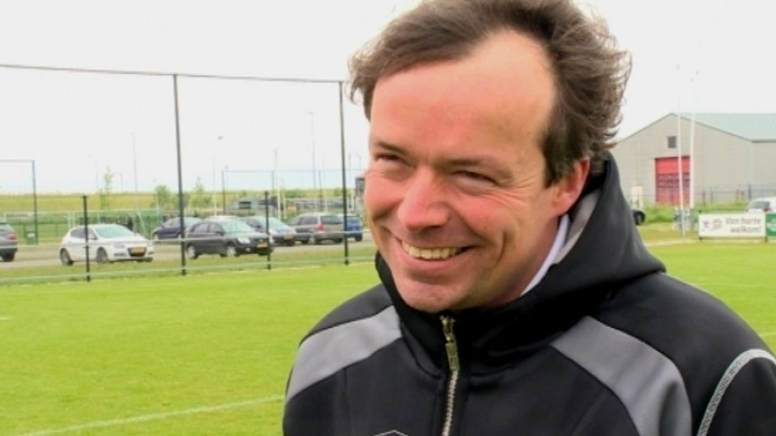 Van den Hemel blijft bij koploper Terneuzense Boys