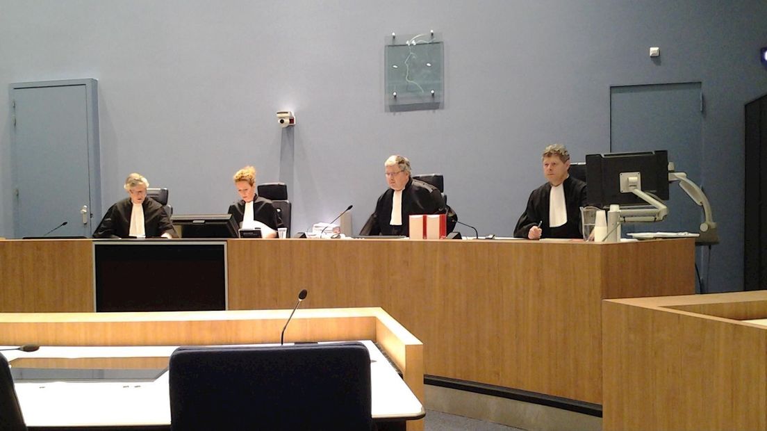 Rechters in rechtbank Almelo