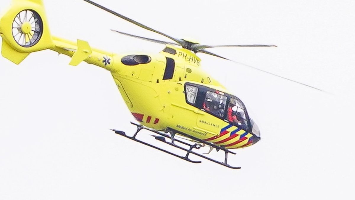 Traumahelikopter ingeschakeld voor ongeluk in Wirdum | Vondst van overleden persoon in Sneek geen mi