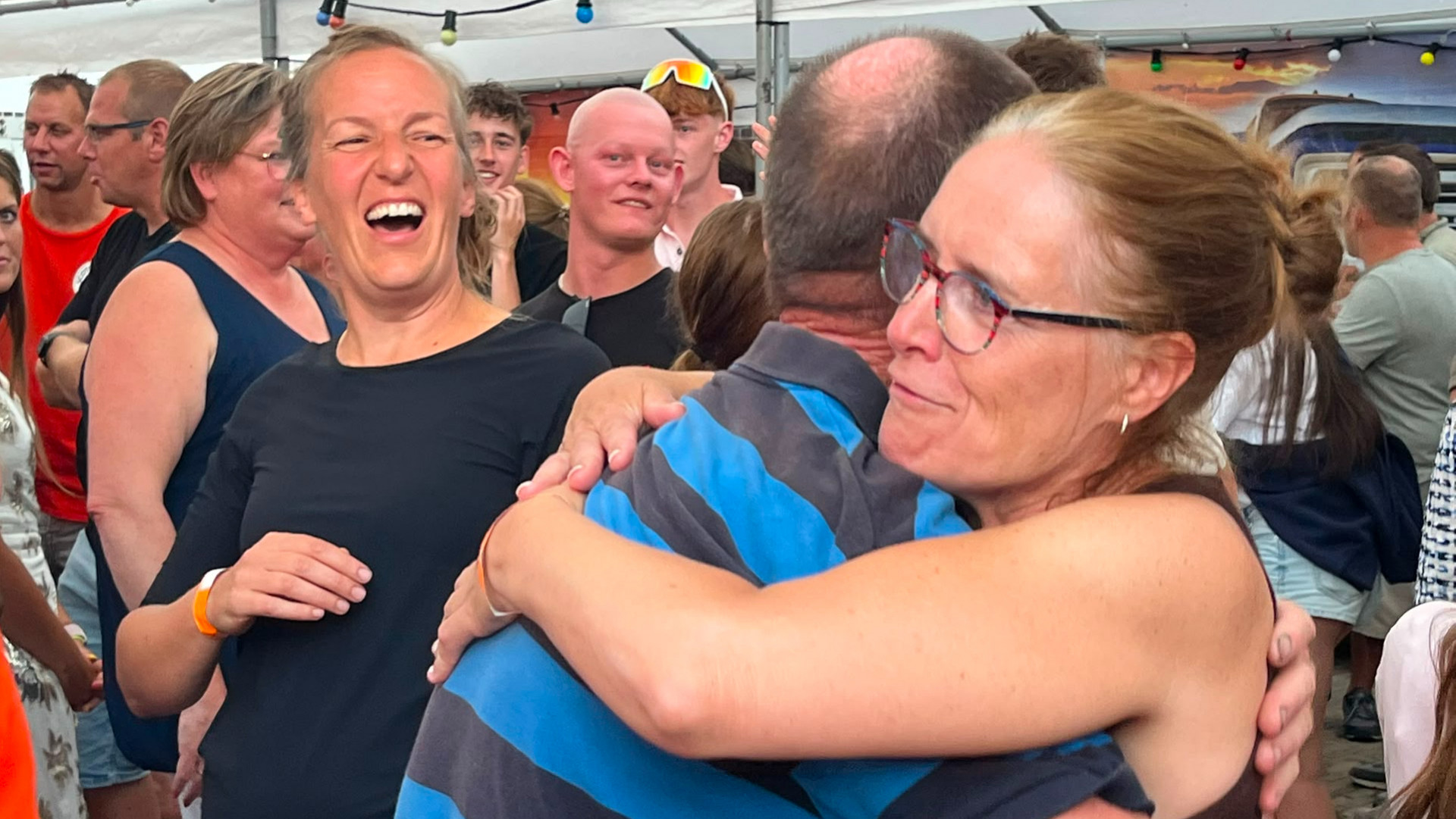 Levend Stoelendans is al bijna een halve eeuw onderdeel van het Aarlanderveense dorpsfeest