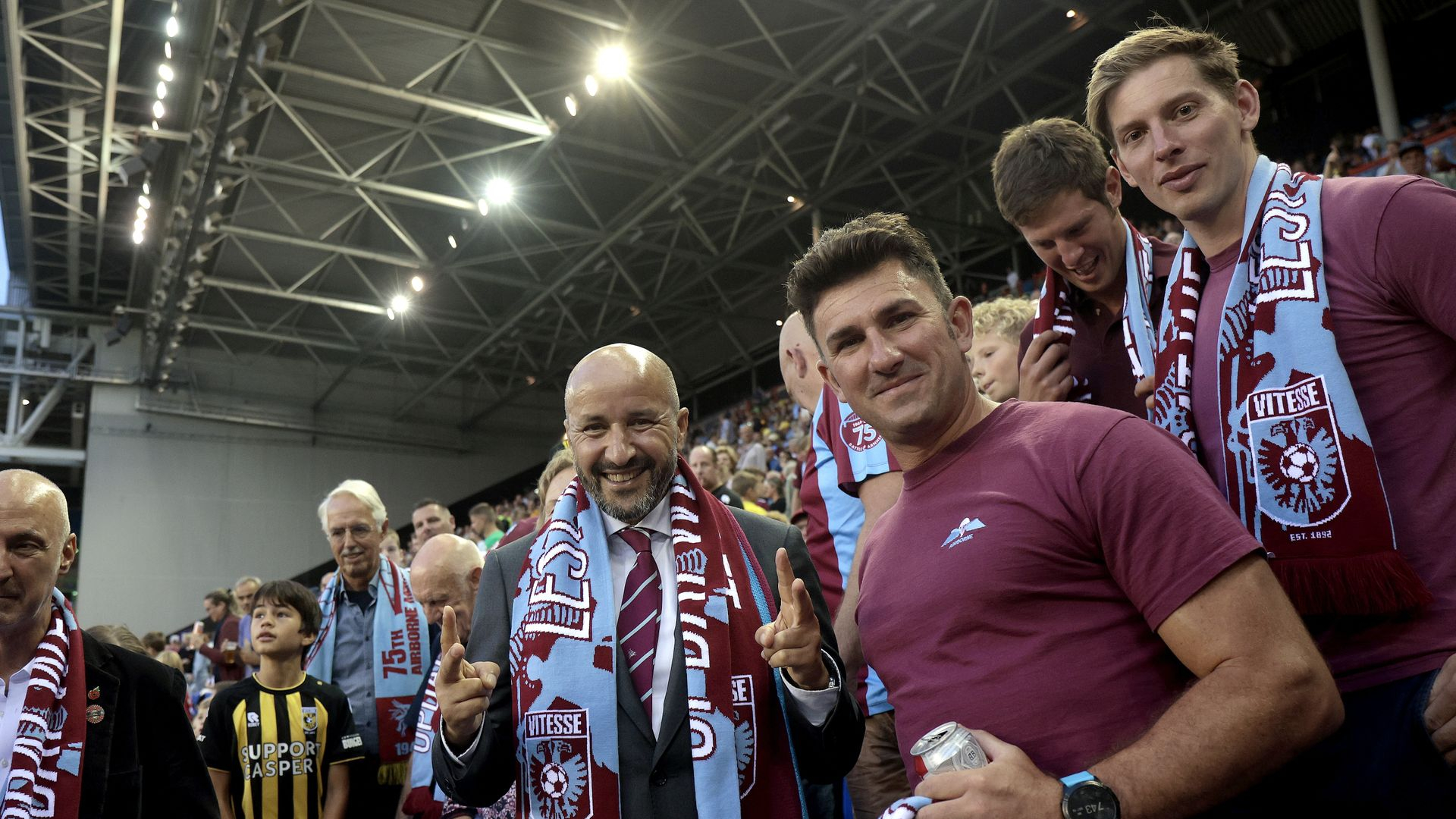 Burgemeester Marcouch is teleurgesteld in de KNVB