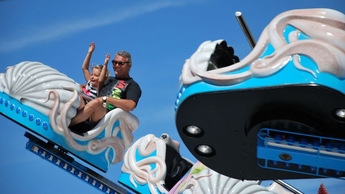 Kermis in Renesse, archief