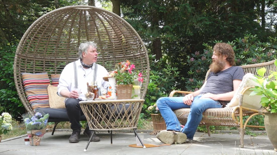 Abels en Pronk over wonen over de grens en vleeseters