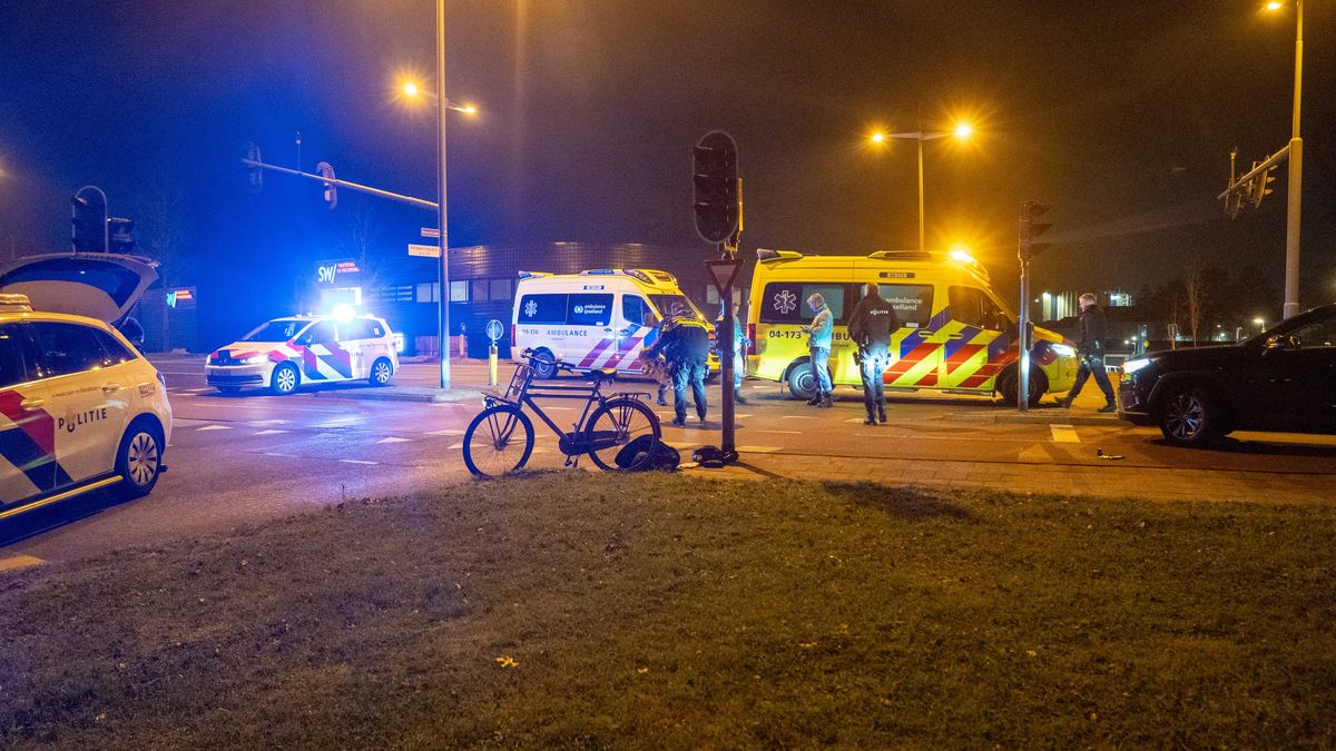 112 Nieuws: Drie gewonden bij ernstig ongeluk N35 | Brand bij recyclebedrijf Hengelo