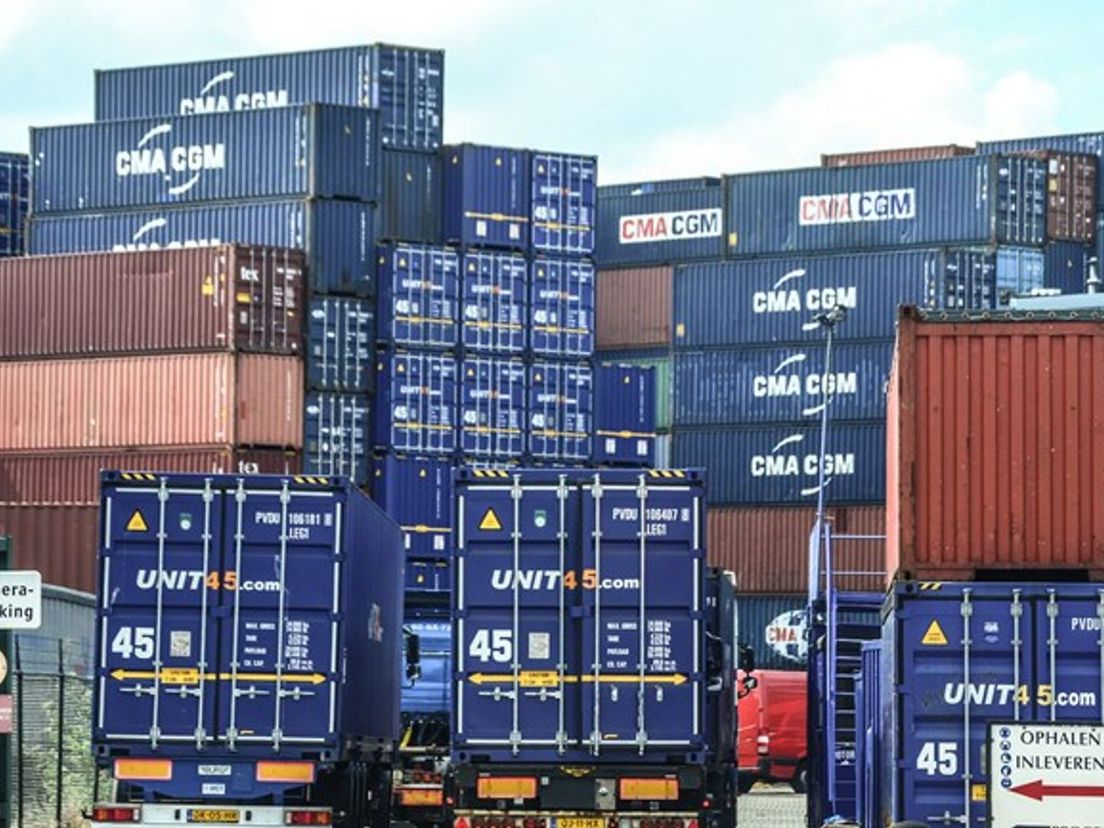 Containers in de Rotterdamse haven | Foto: