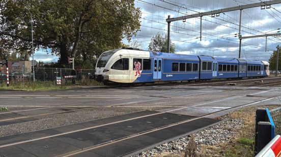 Hè? Een Limburgse Arriva-trein in Gelderland?