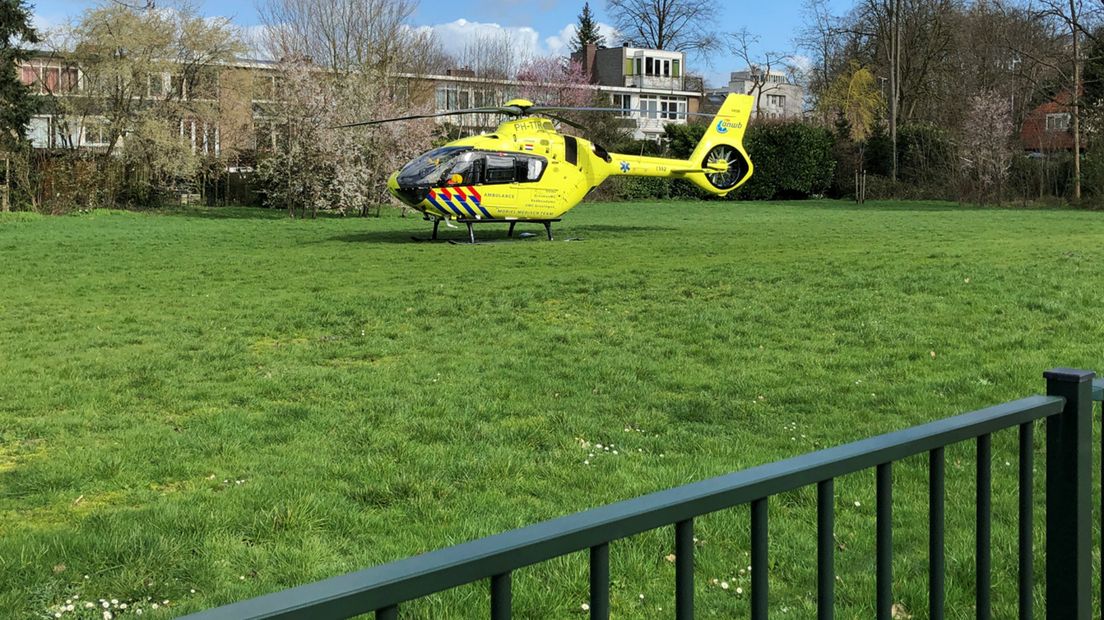 Ook een traumahelikopter kwam naar Utrecht.