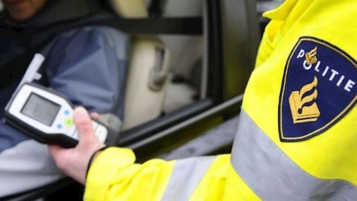 Beginnend bestuurder uit Borne is zijn rijbewijs kwijt voor rijden onder invloed RTV Oost