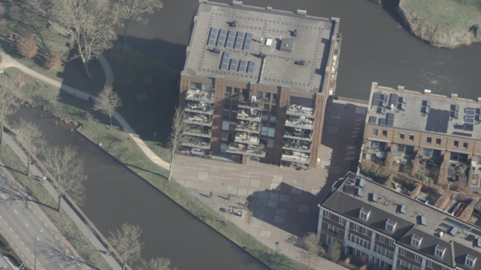 89-jarige vrouw afgeperst en opgelicht, politie zoekt verdachten