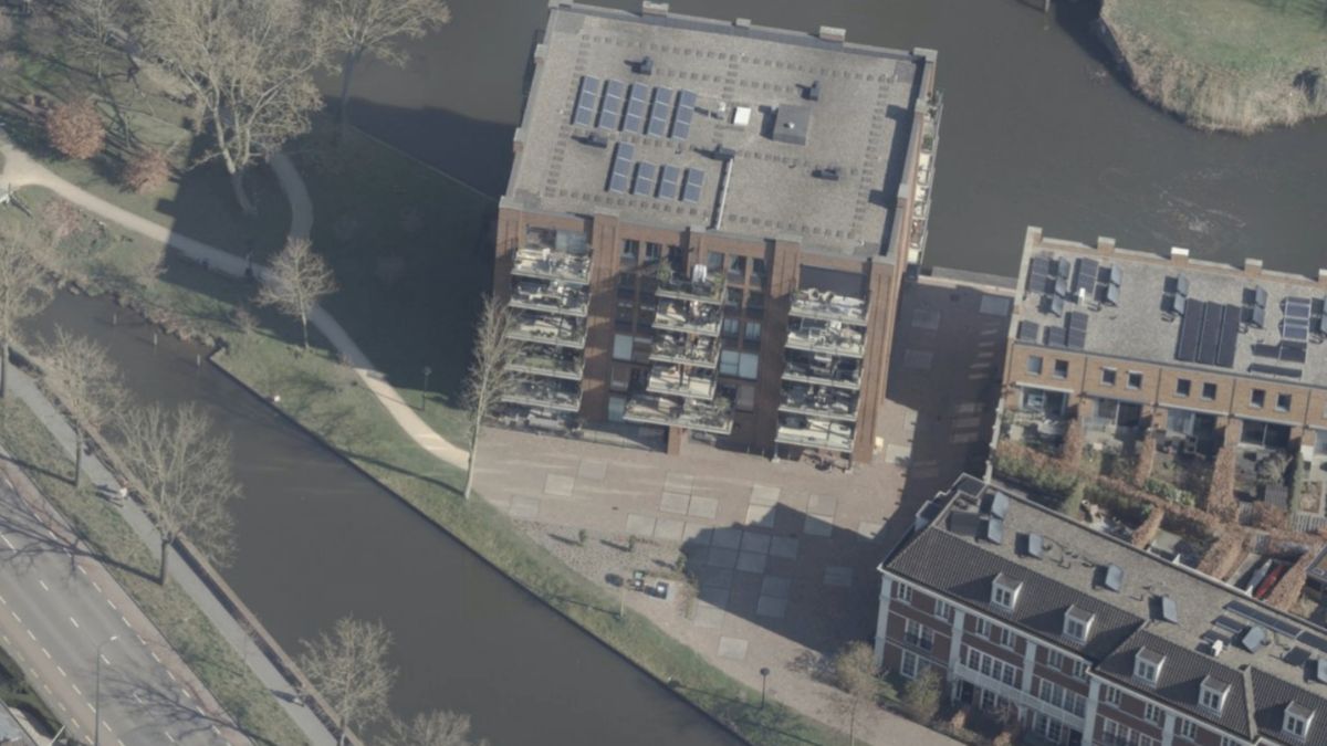 89-jarige vrouw afgeperst in Woerden, politie zoekt verdachten