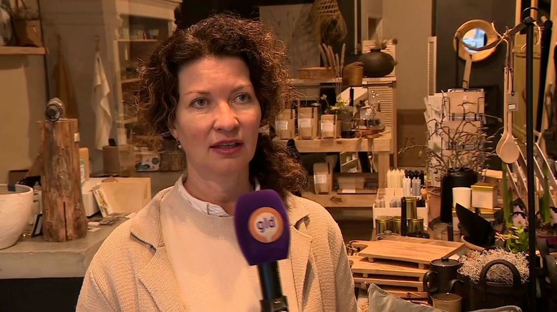 Marina Ebbers gooit haar woonwinkel zaterdag sowieso open, wat de nieuwe corona-maatregelen ook worden.