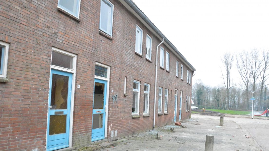 Vernielde woningen aan de Aastraat in Steenwijk