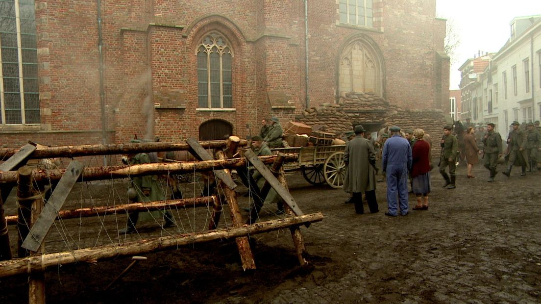 Filmopnames bij de Sint Jacobskerk in Vlissingen.