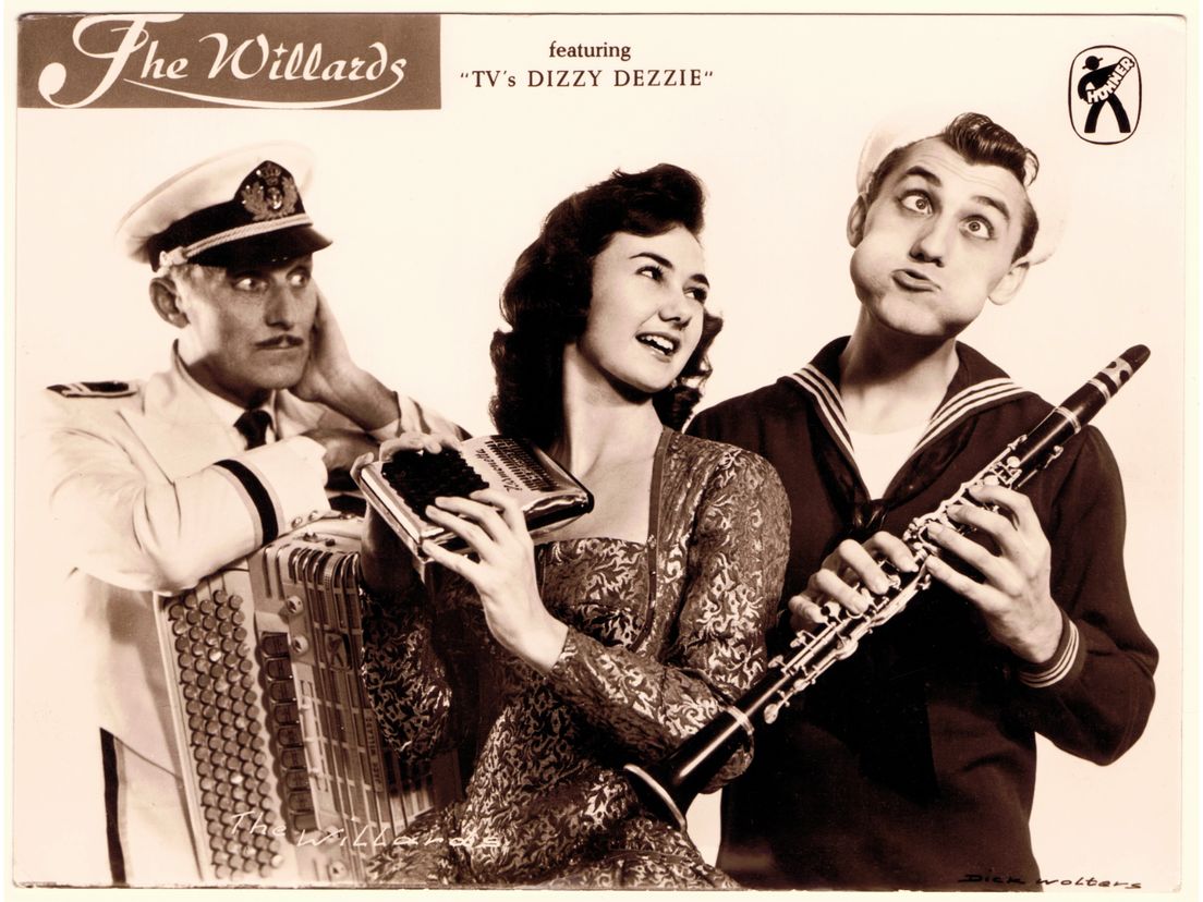 Jack Willard, Marion Whittaker en Desmond Willard, kort na 1959.