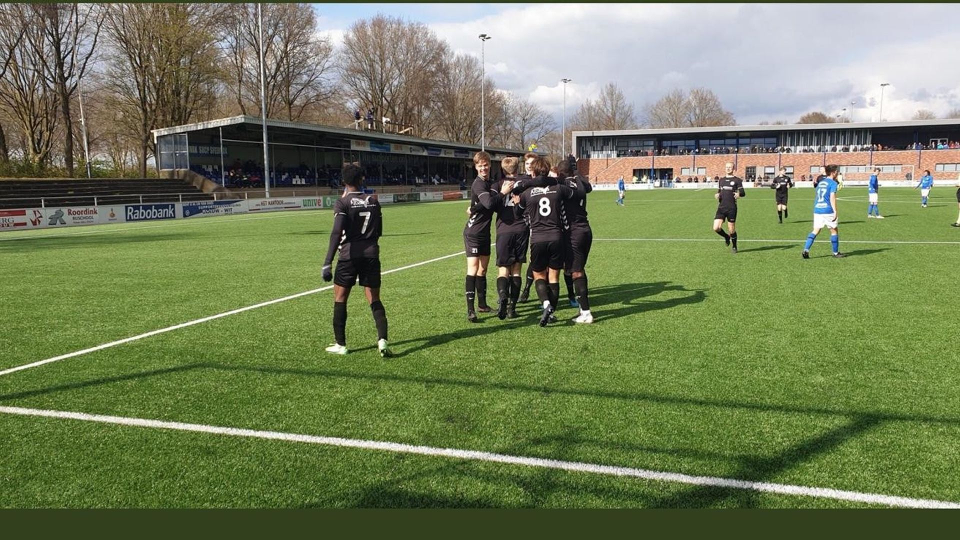 HZVV Draait Achterstand In Tweede Helft Om, Noordscheschut Speelt ...