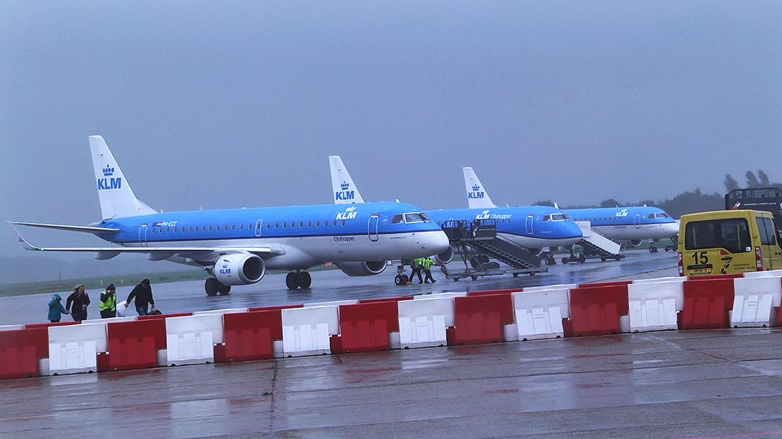 Groningen Airport Eelde is niet geschikt als overloop van Schiphol (foto persbureau Meter)