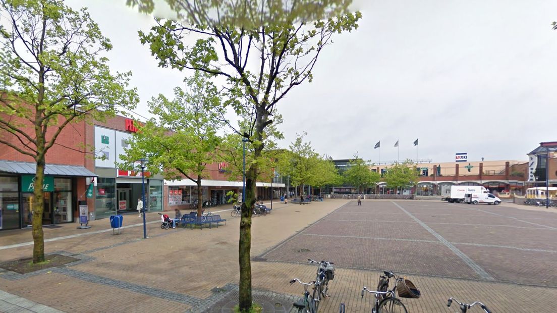 Perry Sport in Assen aan het Koopmansplein (Rechten: Google Streetview)