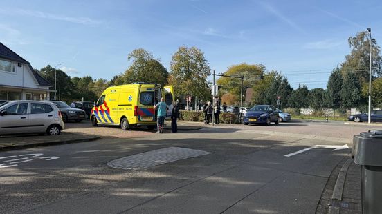 Man valt tijdens wandeling en raakt gewond