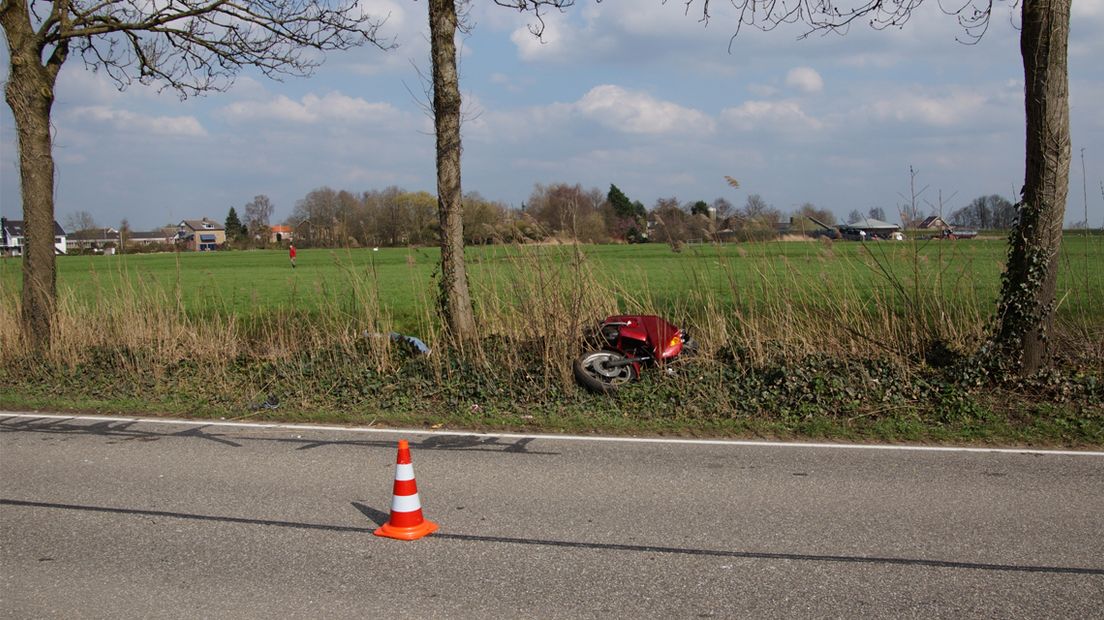 Dode motorrijder in water Woerdense Verlaat 