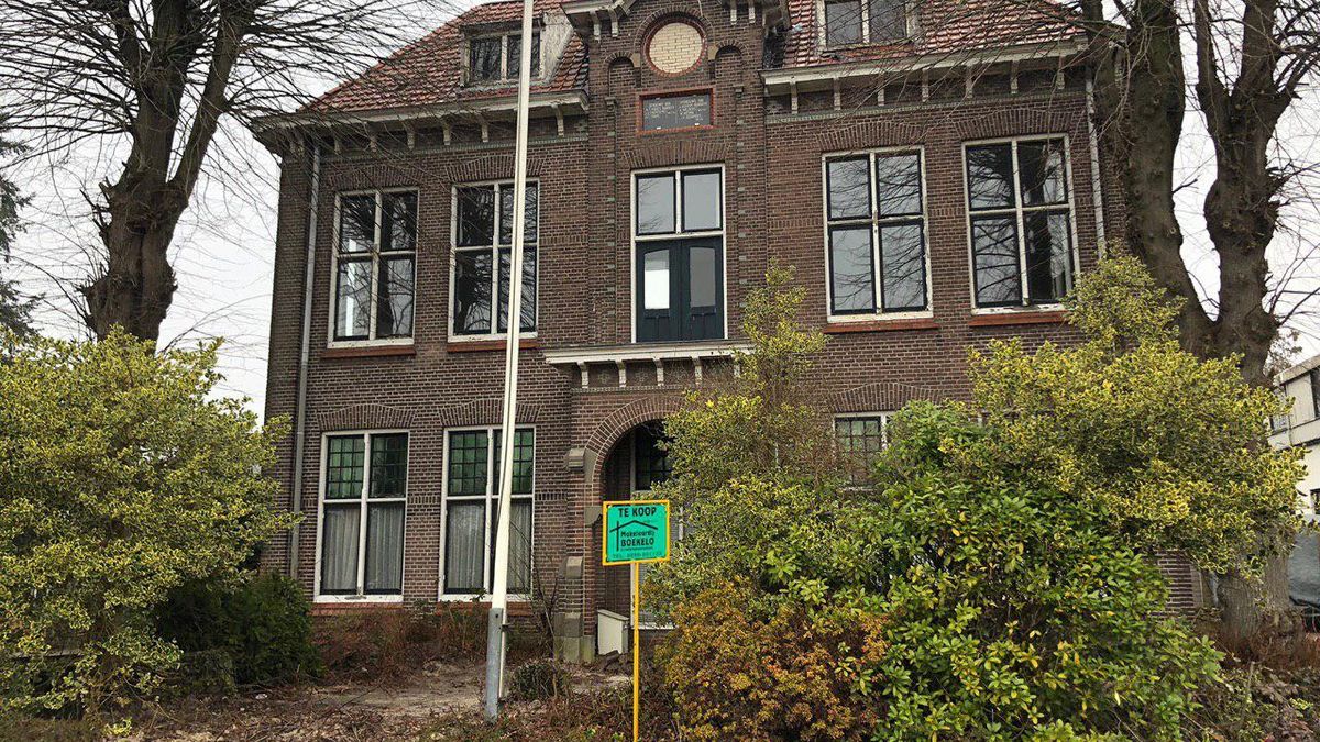 Plannen voor in oude gemeentehuis Gasselternijveen RTV Drenthe