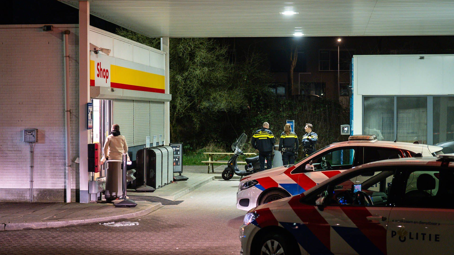 Daders vluchten zonder buit na poging tot overval tankstation