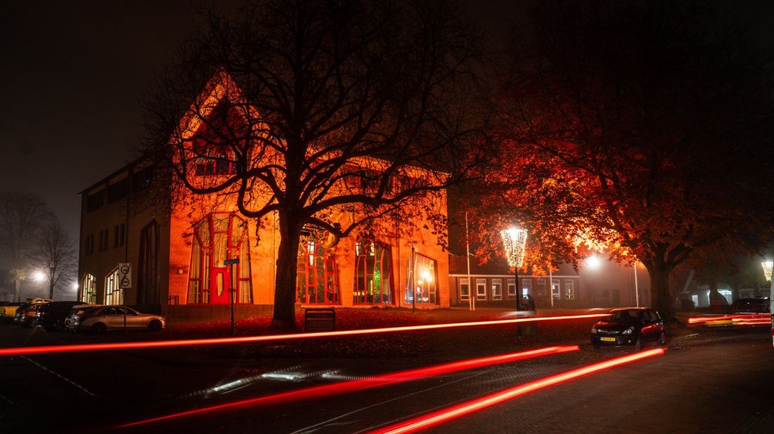Het gemeentehuis in Zuidwolde (Rechten: RTV Drenthe/Kim Stellingwerf)