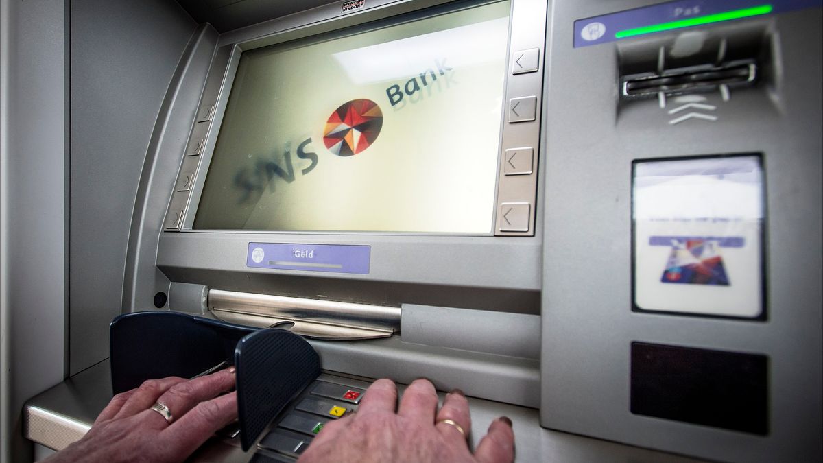 Pinautomaat keert na bijna jaar afwezigheid terug in Rietlanden (Emmen