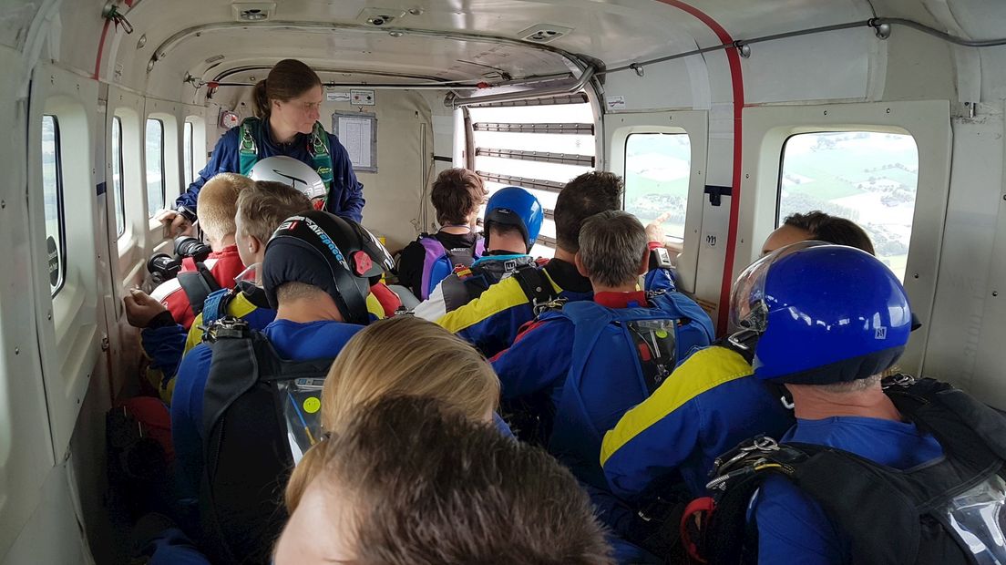 Parachutespringen vanaf Teuge