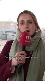 Huzarensalade uit de muur