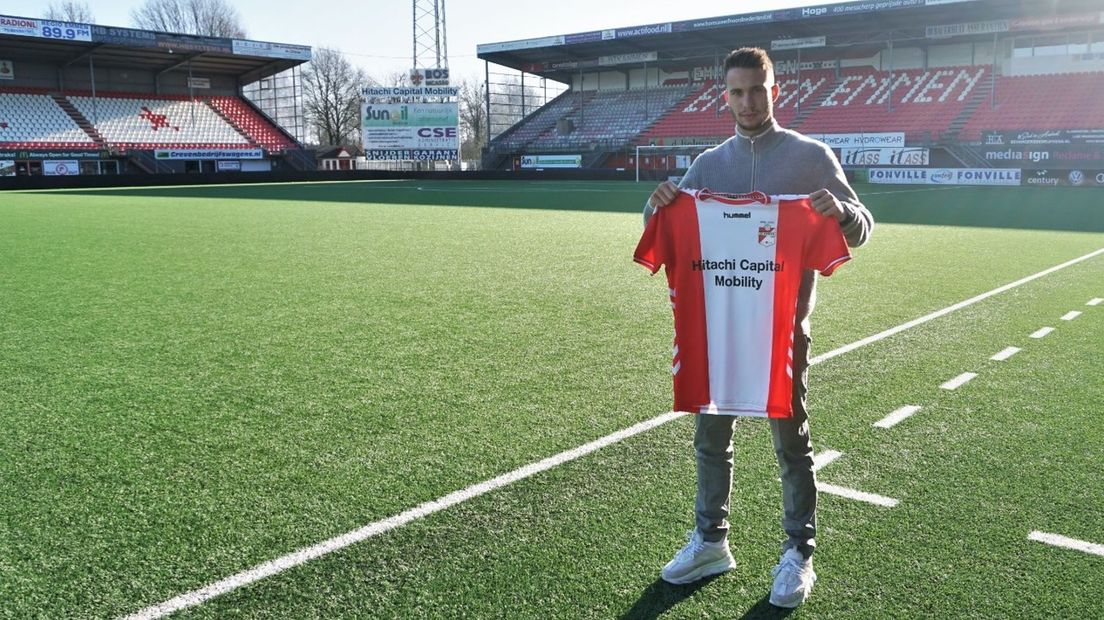 Luka Adzic is zaterdag inzetbaar voor FC Emmen (Rechten: FC Emmen)