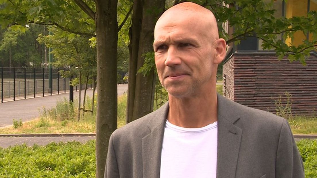 Vitesse-trainer Thomas Letsch neemt ook een Duitse assistent mee.