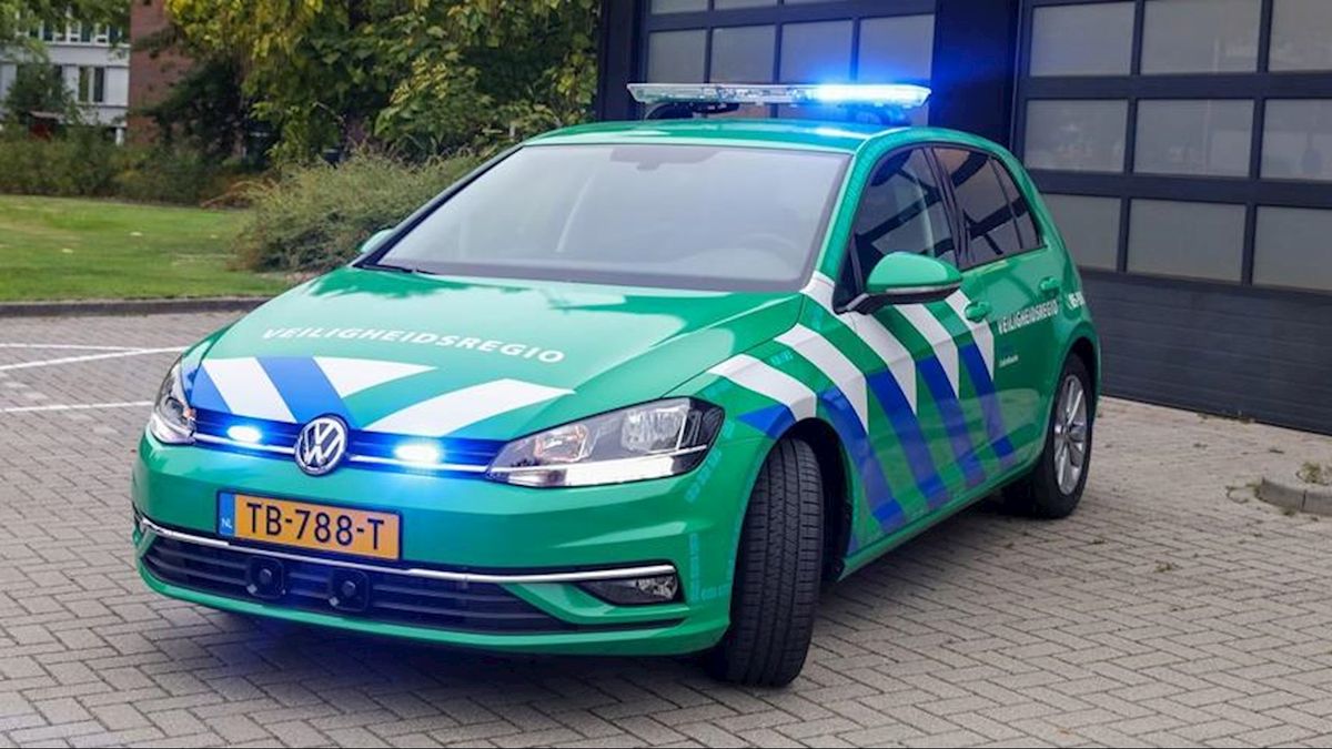 Vanaf nu groene auto's met blauw zwaailicht de weg op in Twente RTV Oost