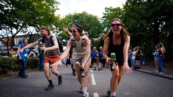 TERUGLEZEN: VIERDAAGSE | Derde dag voltooid • 4Daagse presenteert nieuw logo