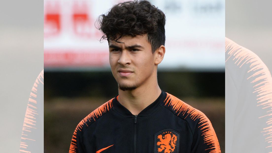 Dani van den Heuvel als keeper van Jong Oranje