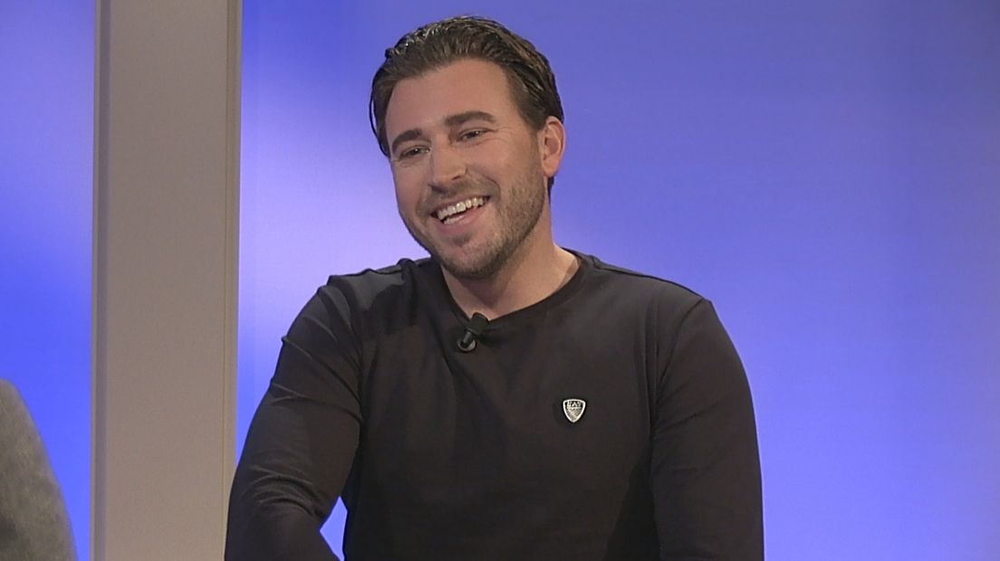 Rinus van de Ven terug op de motor: 'Pijn vergeet je op den duur' (video)