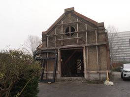 Ties en Shaya renoveren samen dit 150 jaar oude koetshuis om er in te gaan wonen.