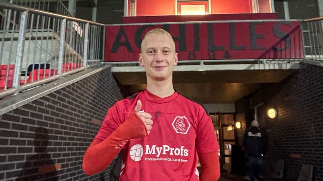 Leon Regtop was vanmiddag de grote man aan de kant van Achilles 1894 met drie goals