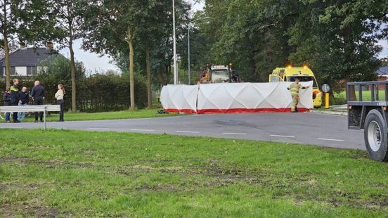 Fietsster overleden na aanrijding. Fietsster overleden na aanrijding.