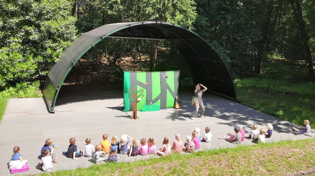 De eerste voorstelling met publiek in het Openluchttheater.