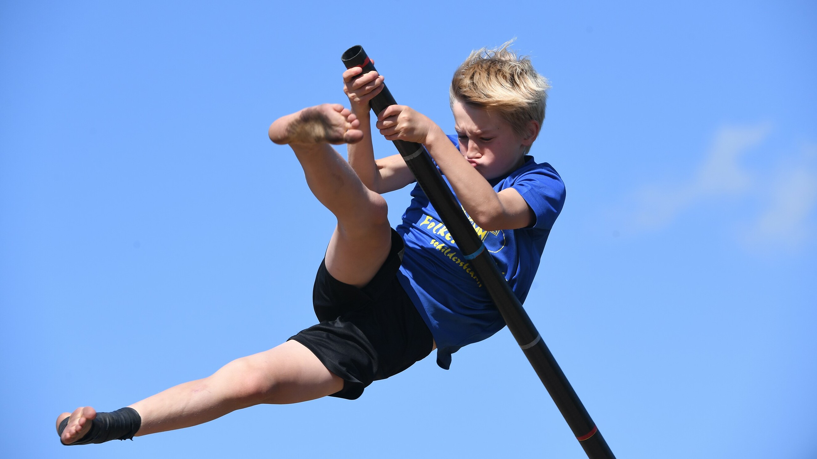 Friso Hobma sprong een nieuw Nederlands record van 11,02 meter