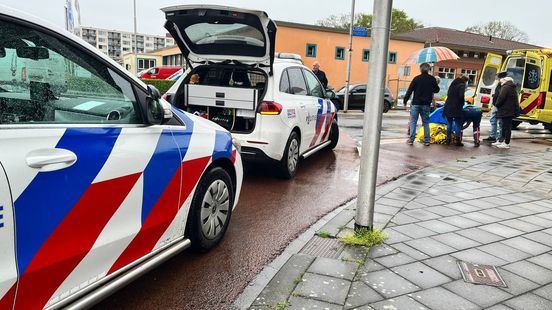 112 Nieuws: Fietsster gewond bij aanrijding Hardenberg | Auto ramt tegen woning in Deurningen na aanrijding. 112 Nieuws: Fietsster gewond bij aanrijding Hardenberg | Auto ramt tegen woning in Deurningen na aanrijding.