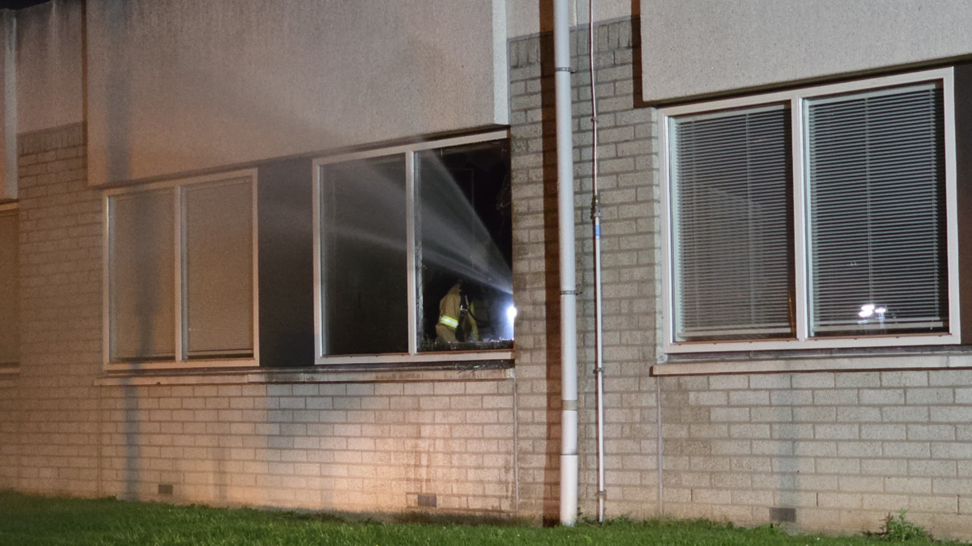 De brand brak uit in een kantoor in het ziekenhuis.