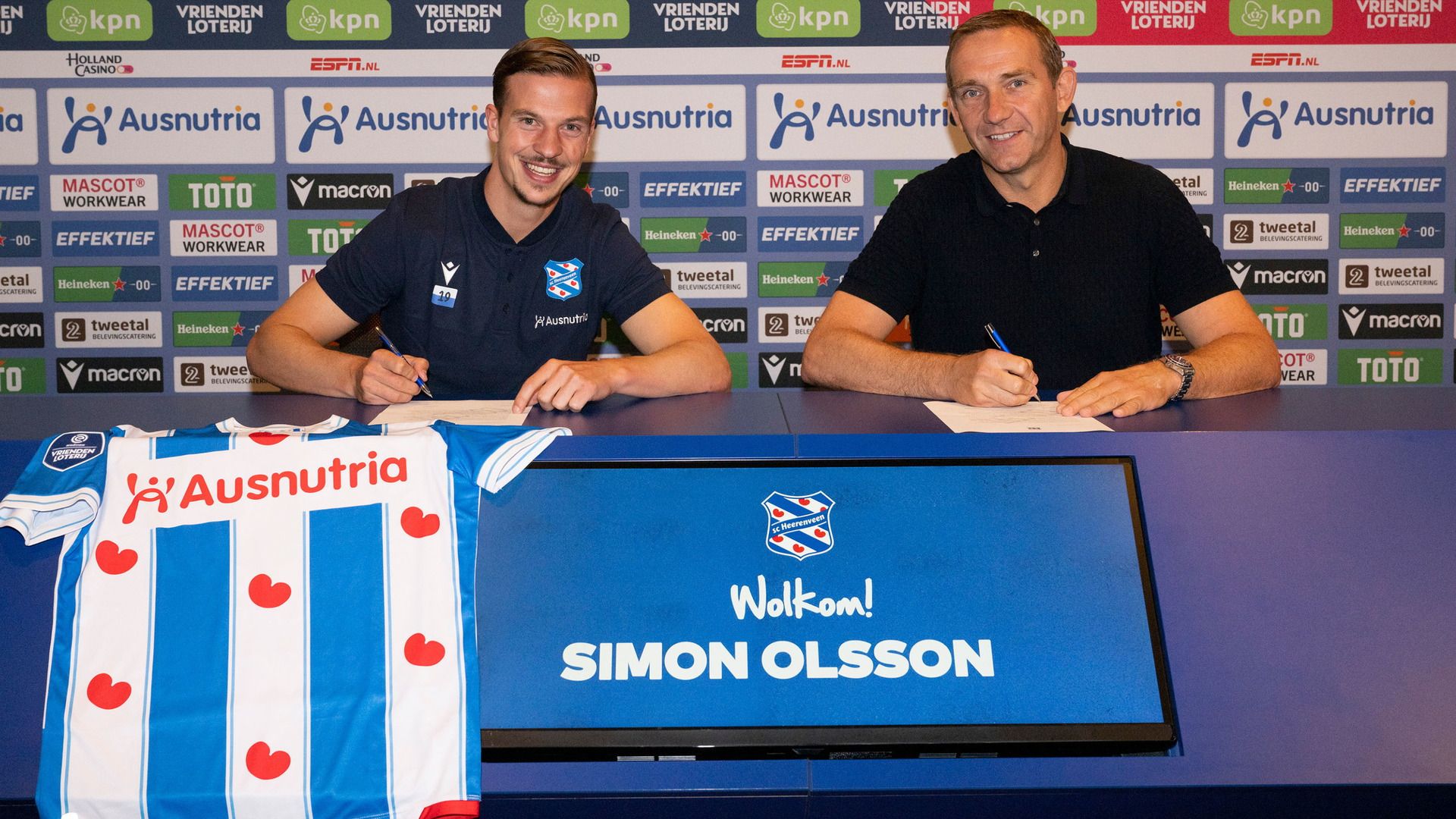 Simon Olsson tekenet by Hearrenfean