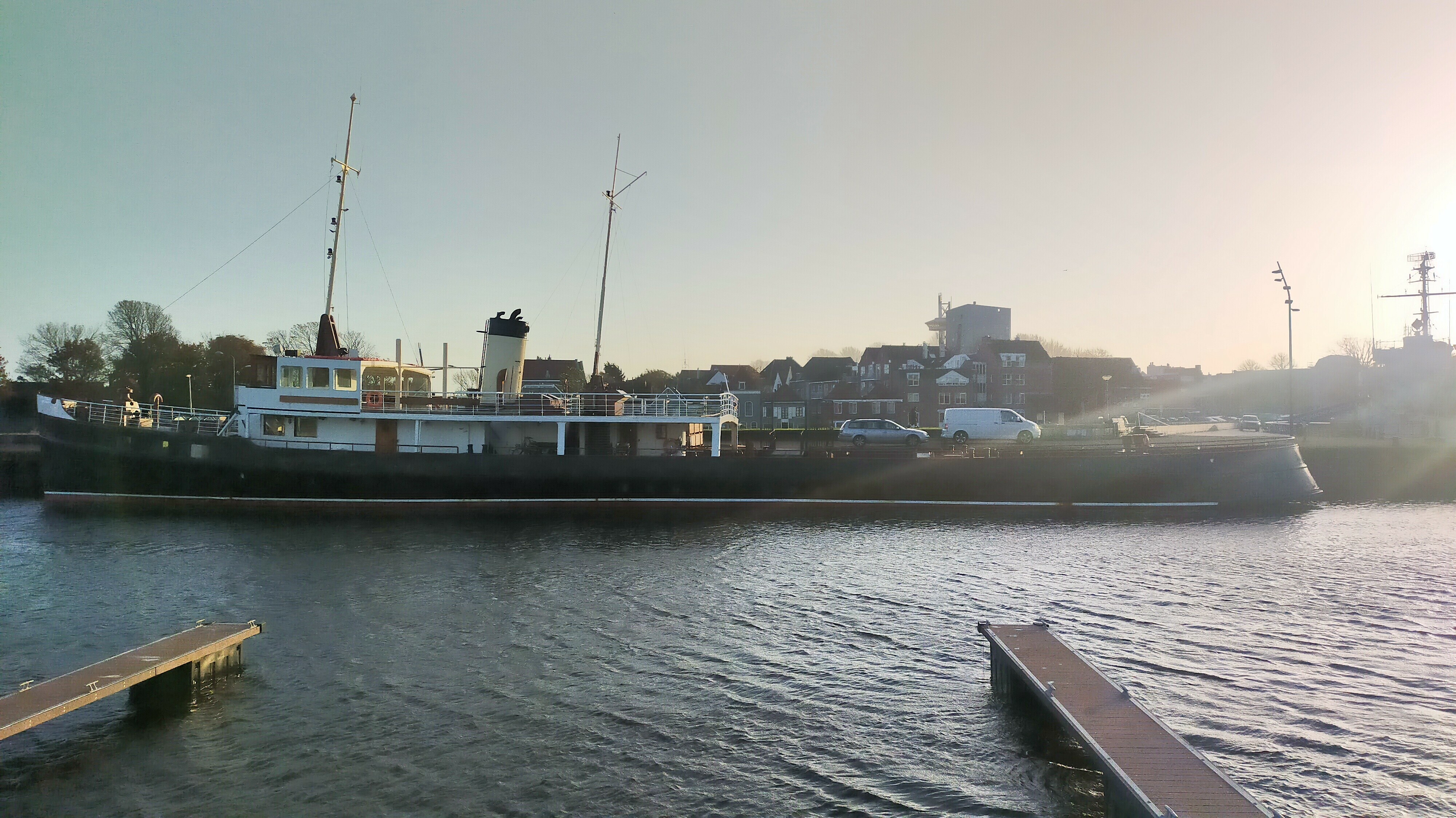 Hotelboot Koningin Emma Krijgt Nieuw Houten Dek: 'We Brengen Het Schip ...