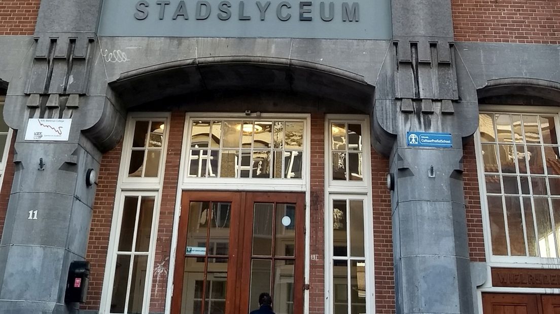 Het H.N. Werkman Stadslyceum blaast de slaapactie af vanwege het grote aantal aanmeldingen