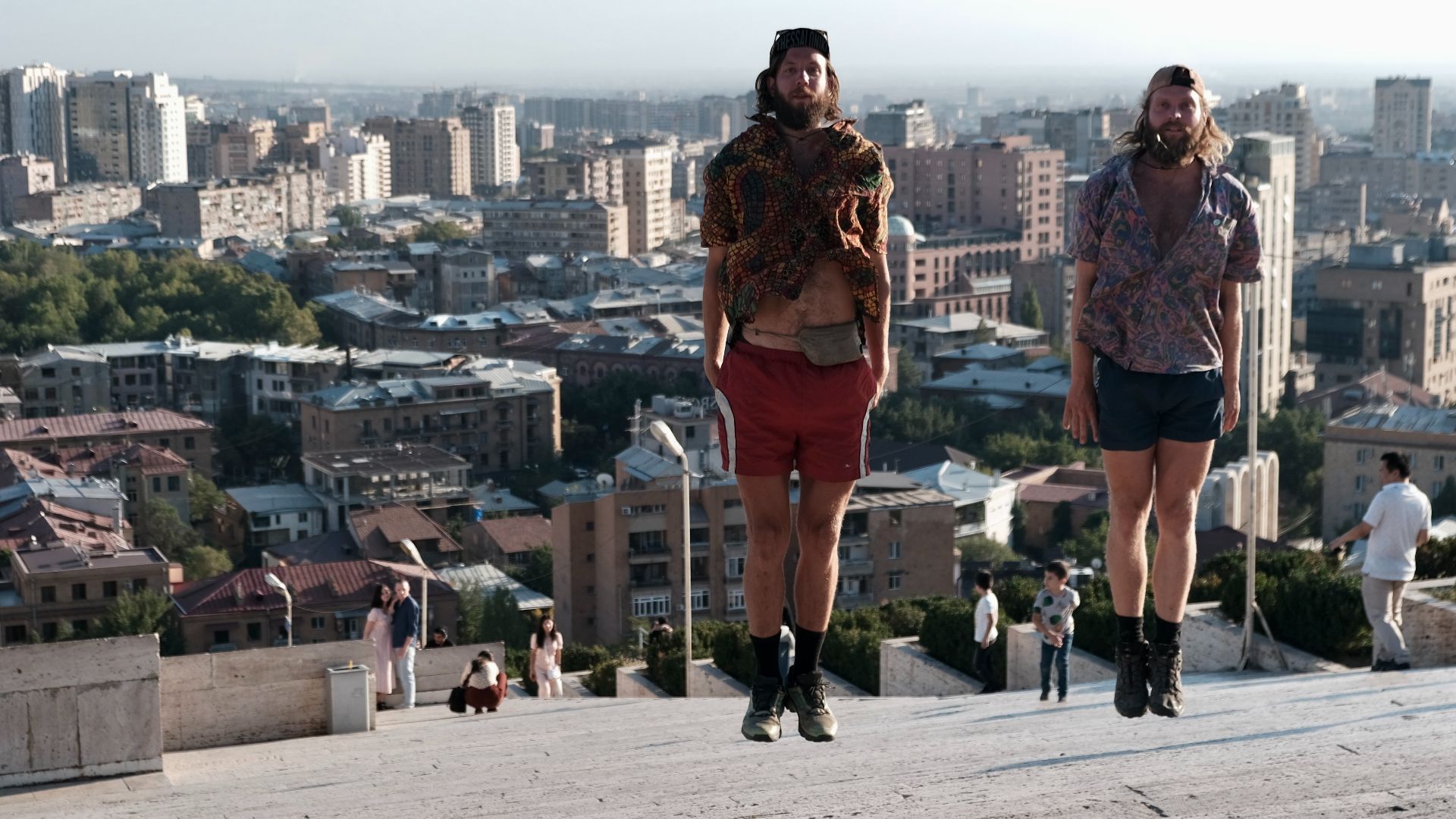 De vrienden fietsten een jaar samen