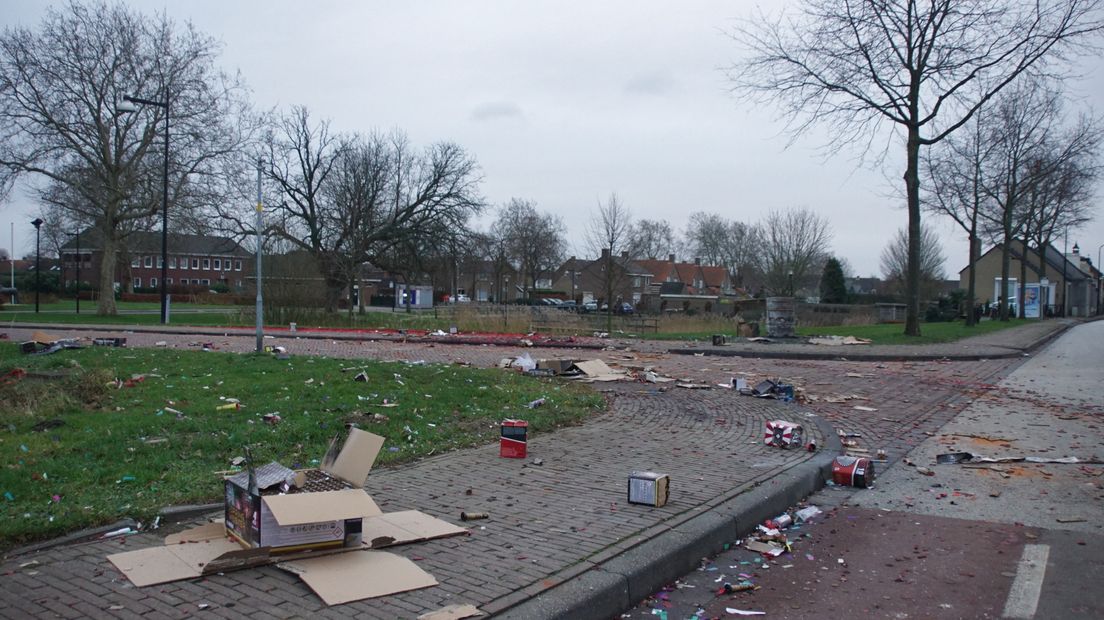 Vuurwerkafval in 's Heerenhoek