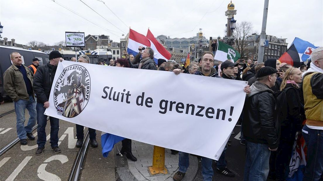 Pegida tijdens een demonstratie in Amsterdam