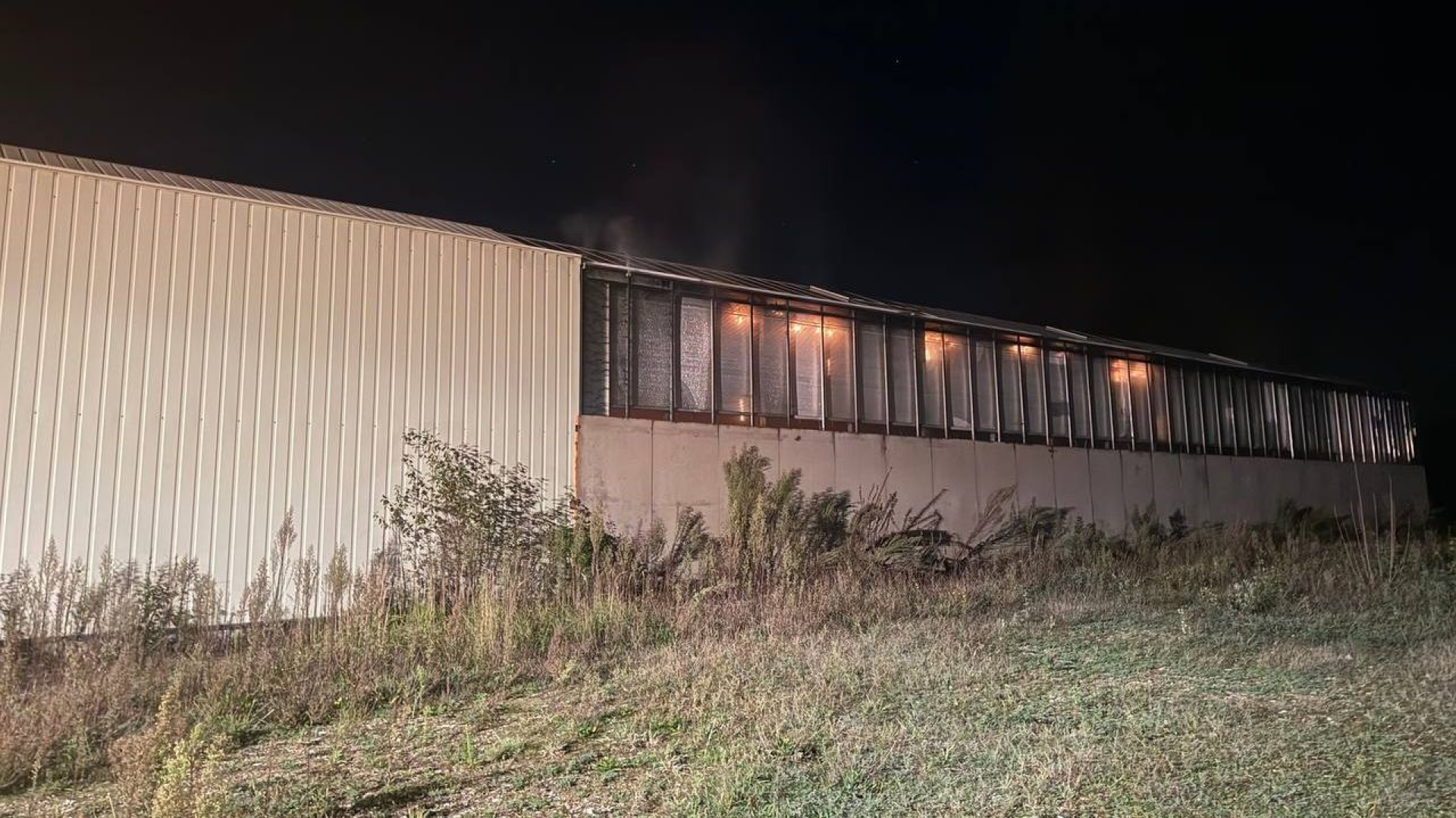 Brand in kas • gewonde na botsing.