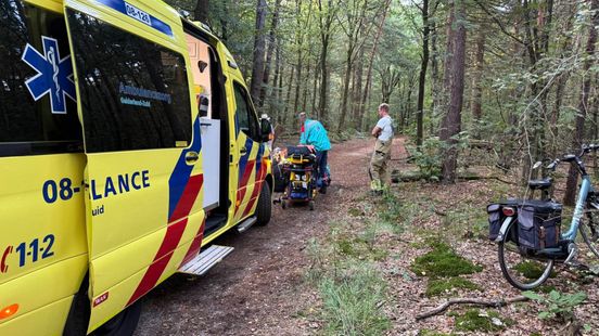 Hondenwandeling eindigt abrupt: meisje breekt onderbeen